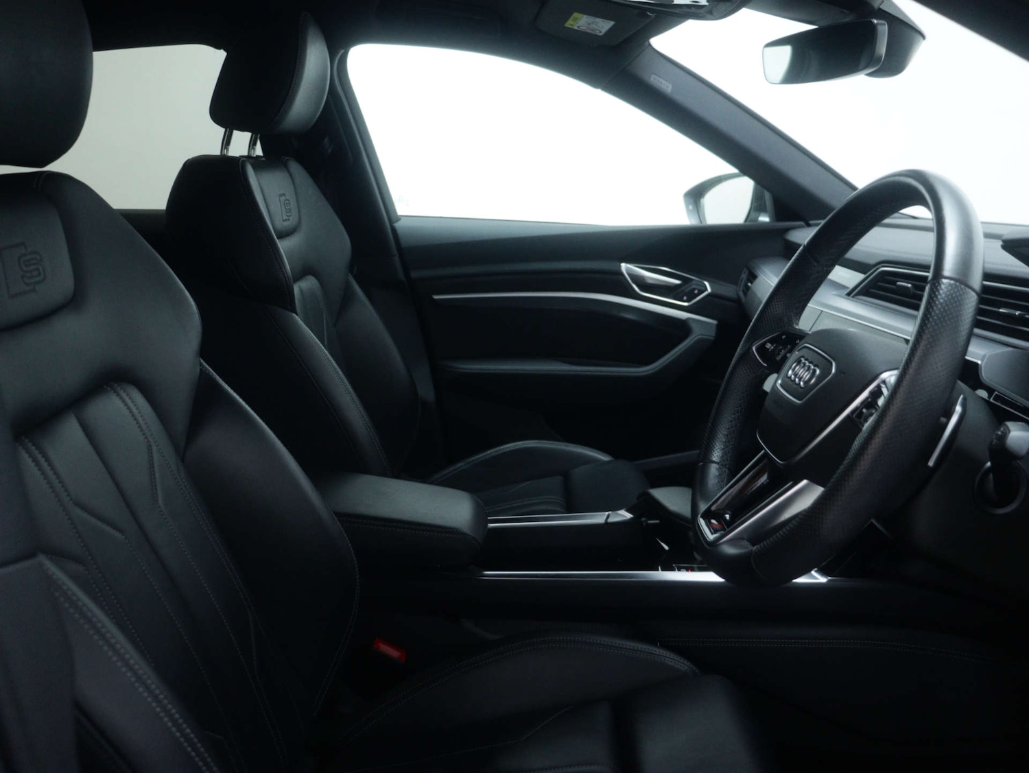 Used Audi e-tron 2022 for sale - 77151093: Photo 48