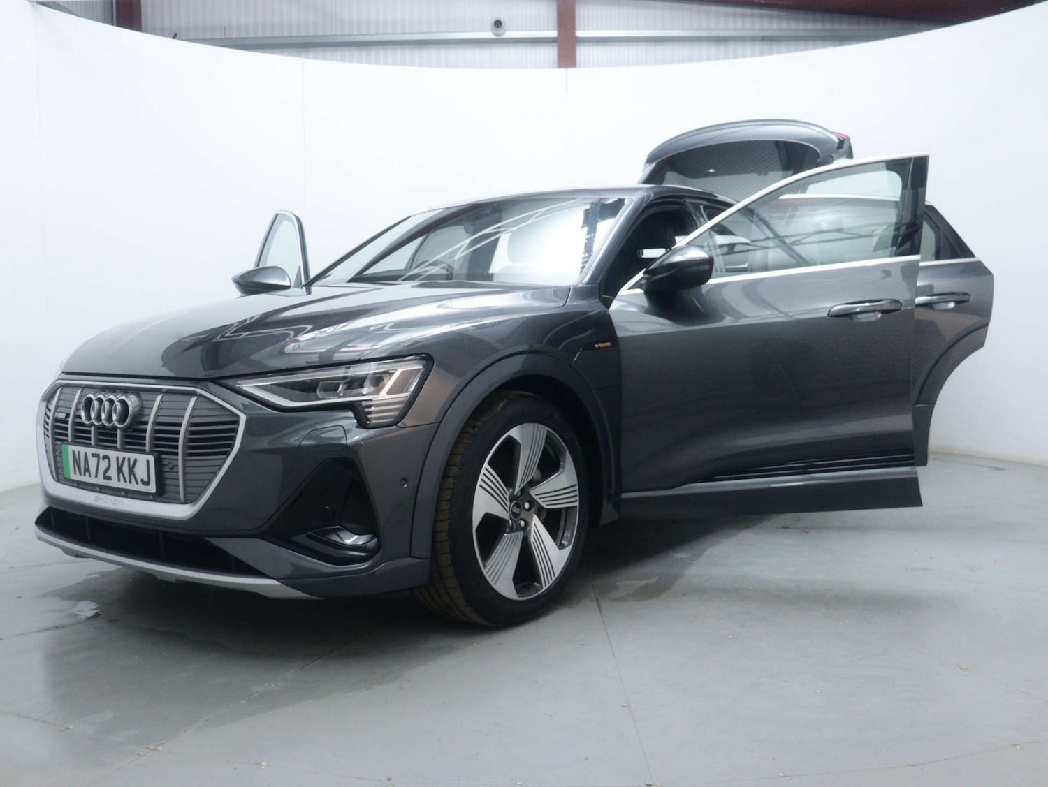 Used Audi e-tron 2022 for sale - 77151093: Photo 60