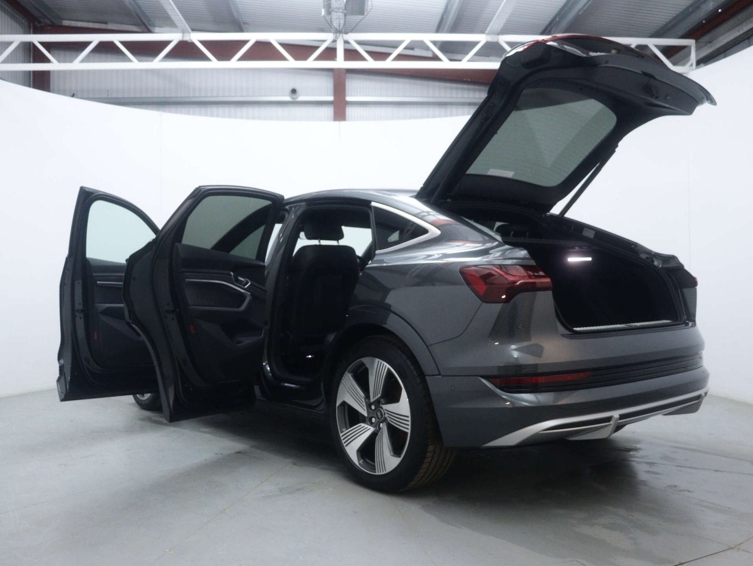 Used Audi e-tron 2022 for sale - 77151093: Photo 62