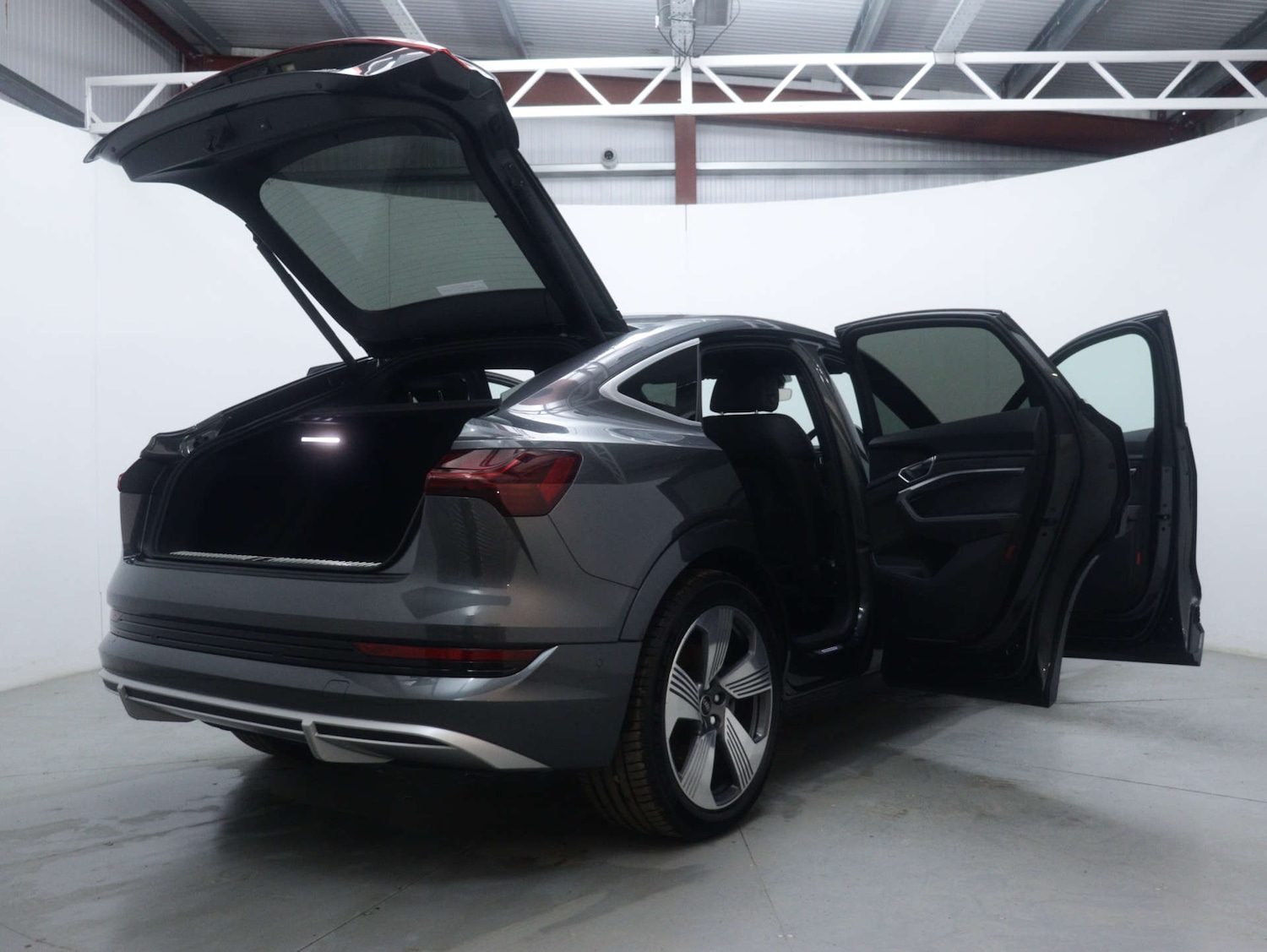 Used Audi e-tron 2022 for sale - 77151093: Photo 63