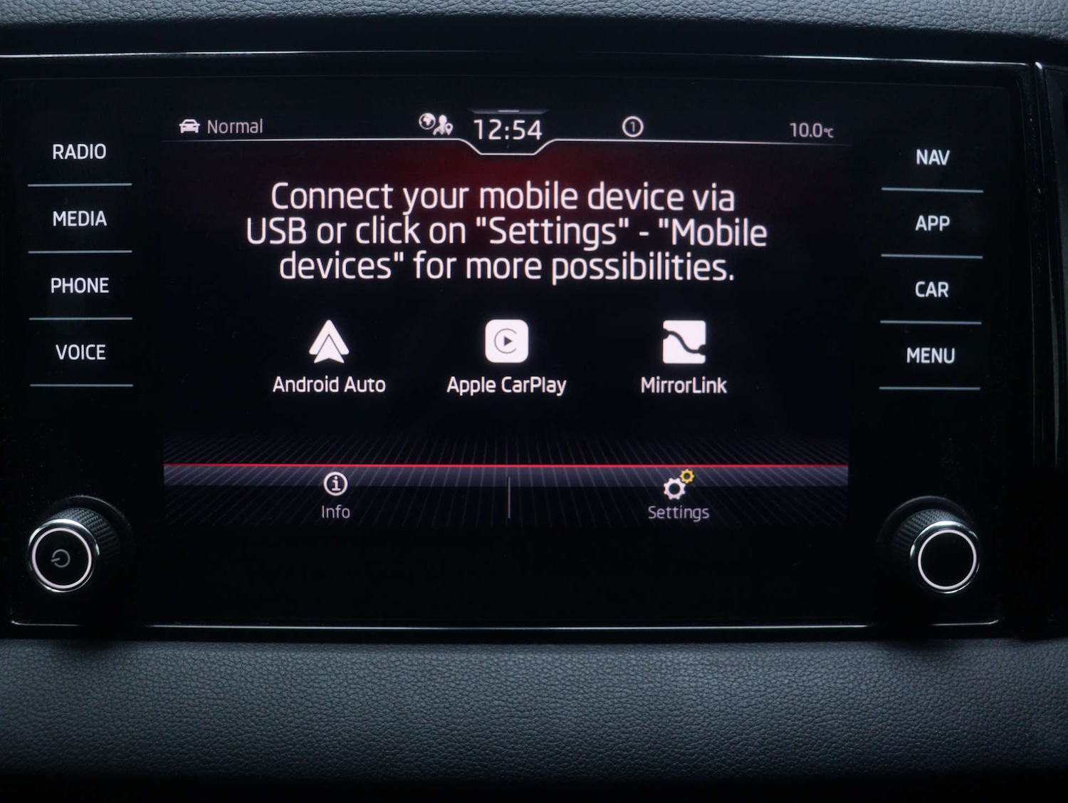 Used Skoda Karoq 2020 for sale - 77380651: Photo 25