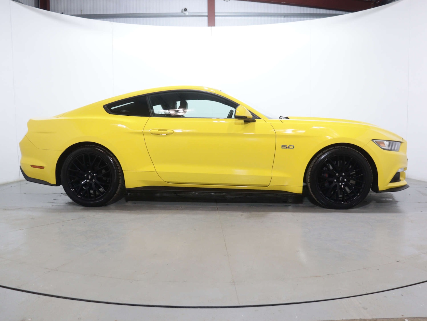 Used Ford Mustang 2017 for sale - 76126190: Photo 11