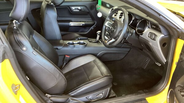 Used Ford Mustang 2017 for sale - 76126190: Photo 11
