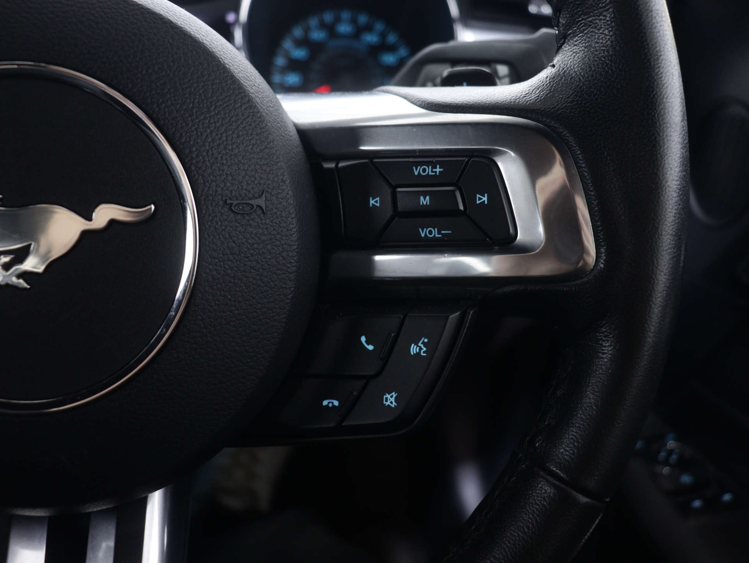 Used Ford Mustang 2017 for sale - 76126190: Photo 26