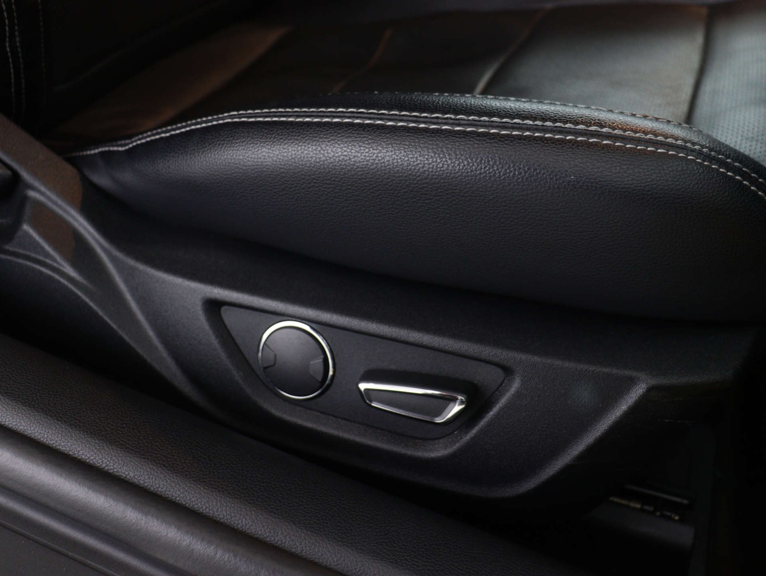 Used Ford Mustang 2017 for sale - 76126190: Photo 31