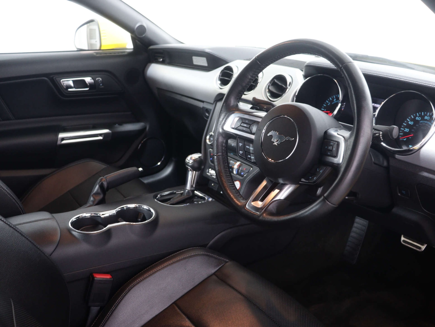 Used Ford Mustang 2017 for sale - 76126190: Photo 34