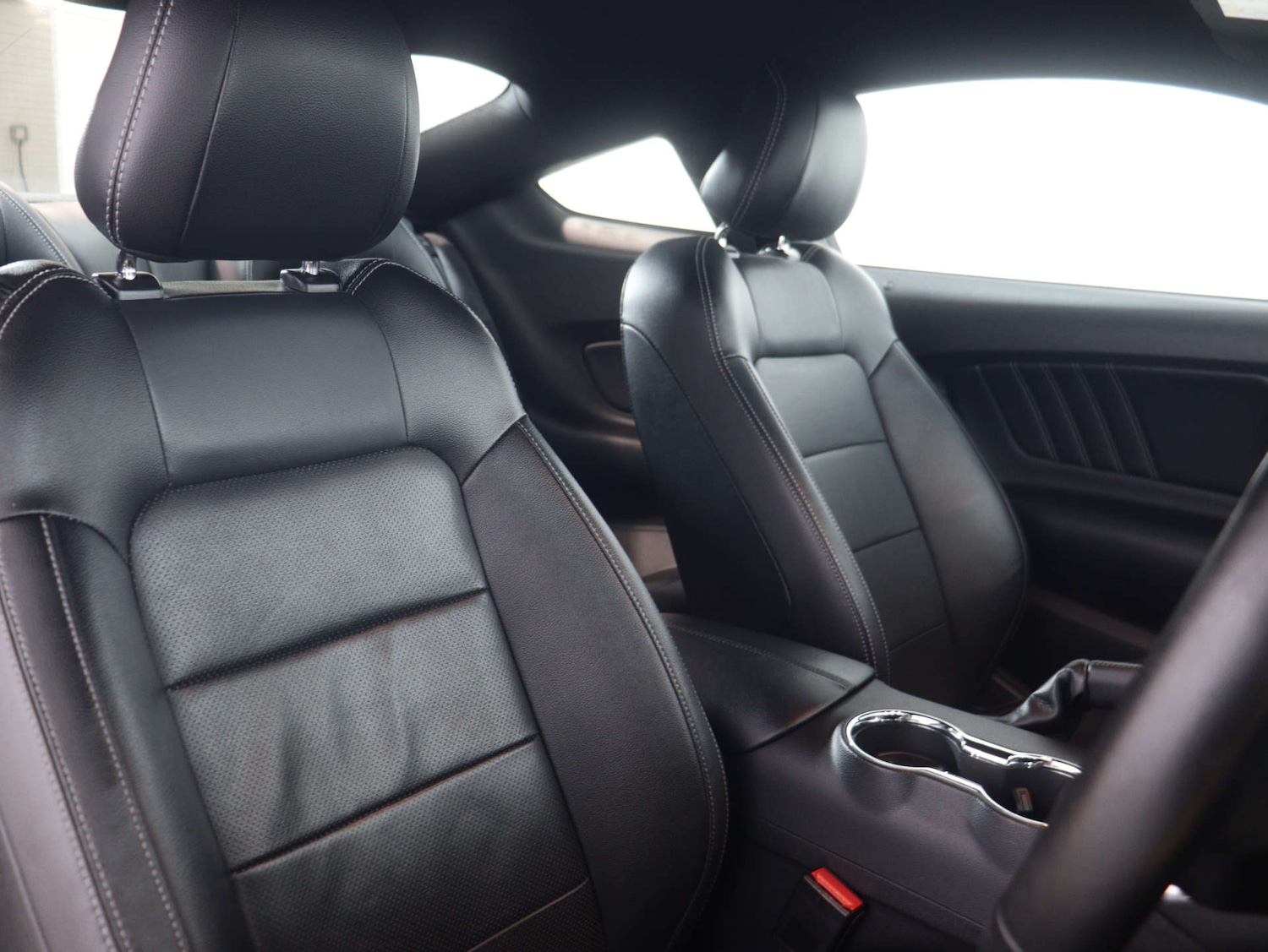 Used Ford Mustang 2017 for sale - 76126190: Photo 36