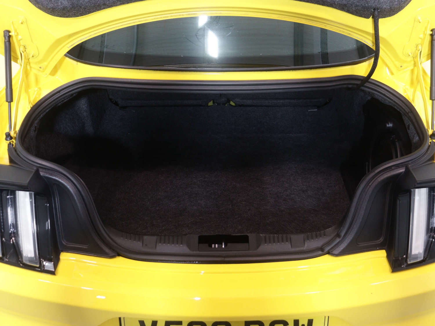 Used Ford Mustang 2017 for sale - 76126190: Photo 44