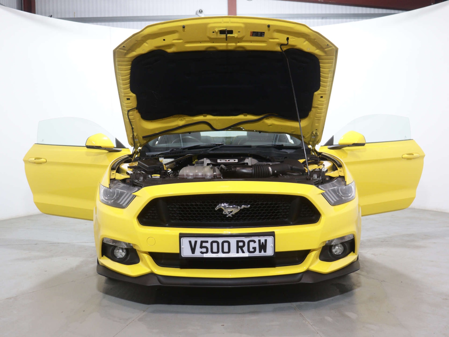 Used Ford Mustang 2017 for sale - 76126190: Photo 48