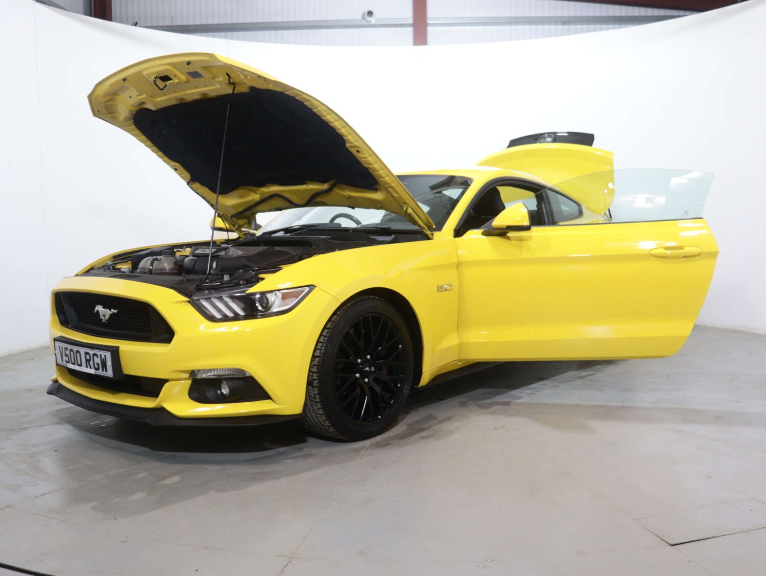 Used Ford Mustang 2017 for sale - 76126190: Photo 49