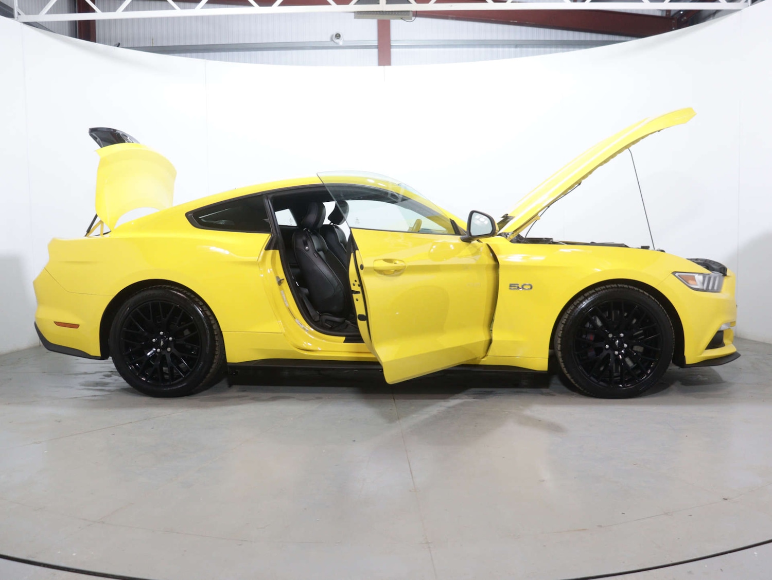 Used Ford Mustang 2017 for sale - 76126190: Photo 55