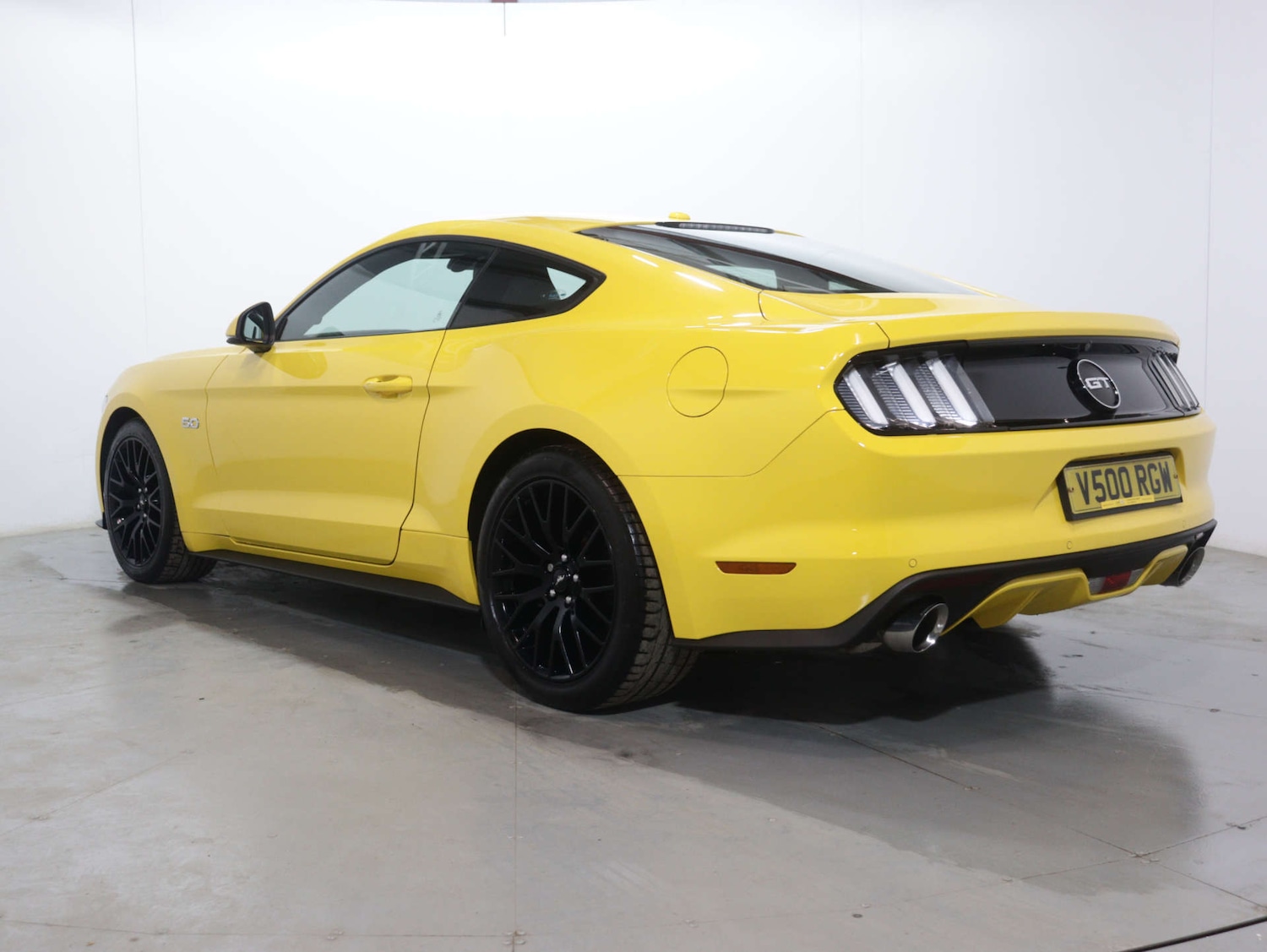 Used Ford Mustang 2017 for sale - 76126190: Photo 8