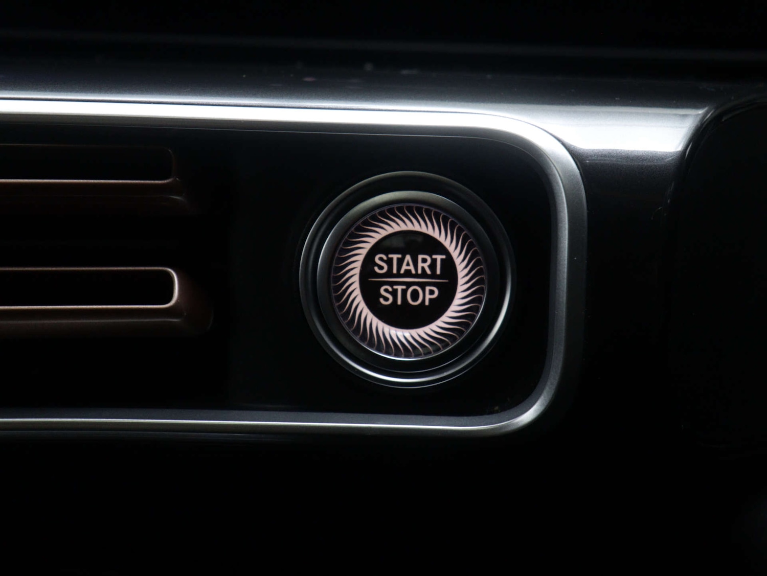 Used Mercedes-Benz EQC 2022 for sale - 76253824: Photo 31