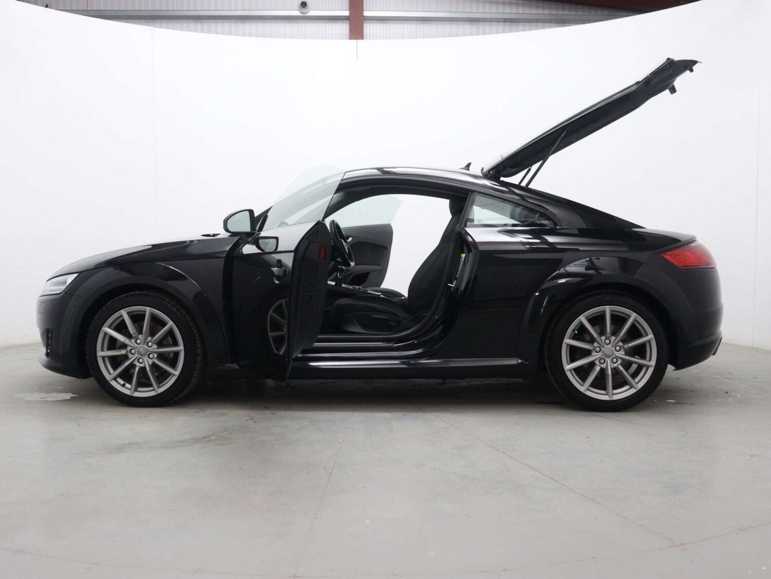 Used Audi TT 2015 for sale - 76340742: Photo 52