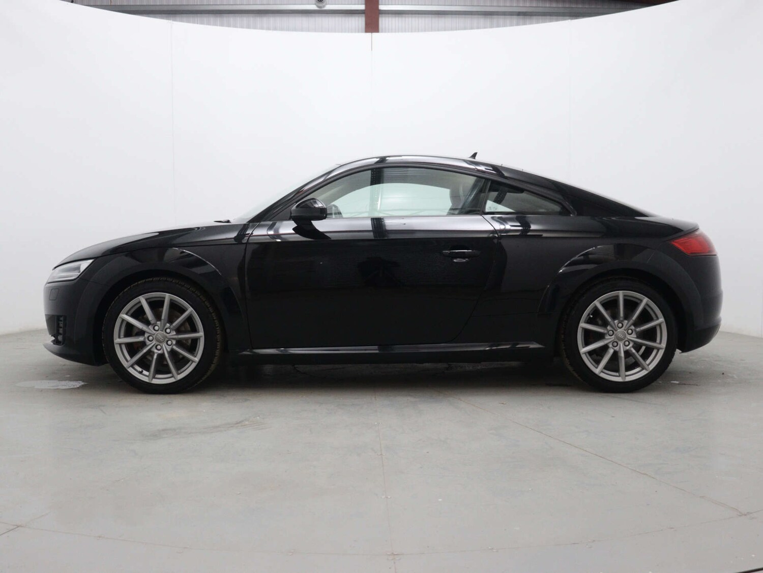 Used Audi TT 2015 for sale - 76340742: Photo 8