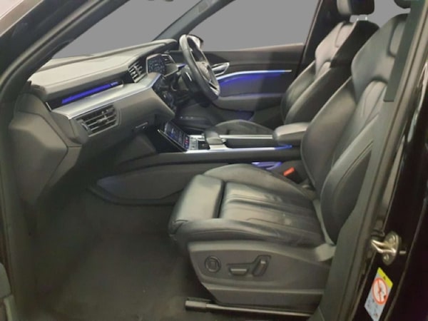 Used Audi e-tron 2021 for sale - 76301966: Photo 10