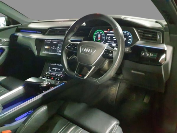 Used Audi e-tron 2021 for sale - 76301966: Photo 8