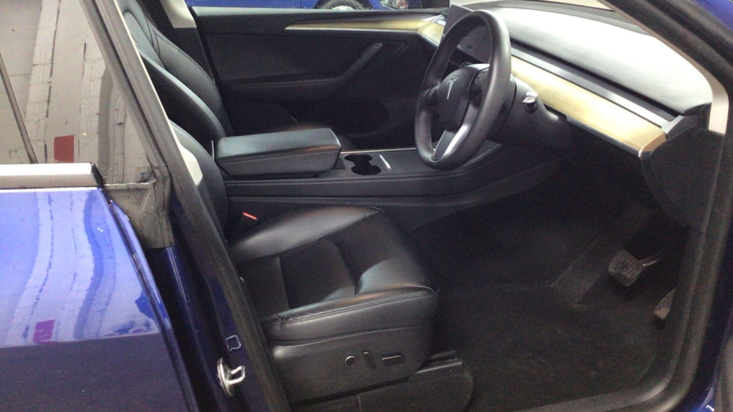 Used Tesla Model Y 2023 for sale - 76614724: Photo 11