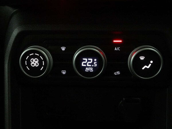 Used Dacia Jogger 2023 for sale - 72066404: Photo 22