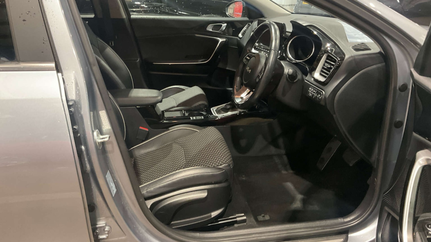 Used Kia XCeed 2021 for sale - 76490364: Photo 11