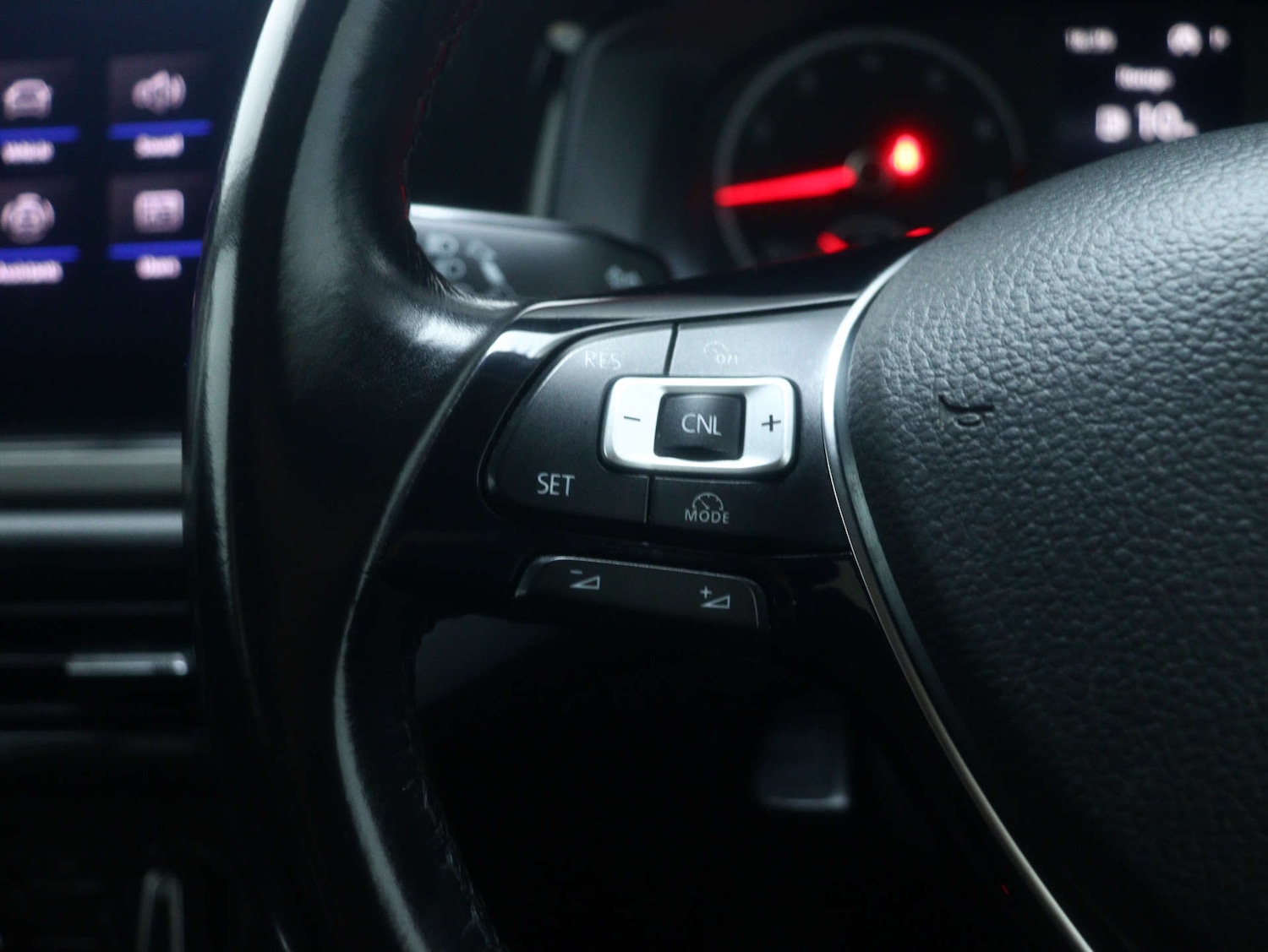 Used Volkswagen Polo 2021 for sale - 77590544: Photo 30