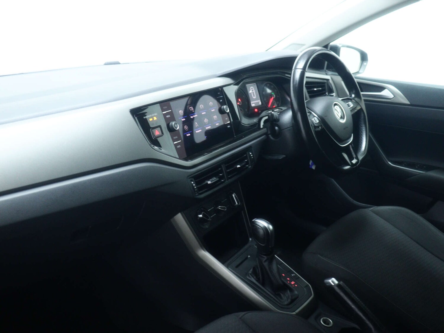 Used Volkswagen Polo 2021 for sale - 77590544: Photo 41