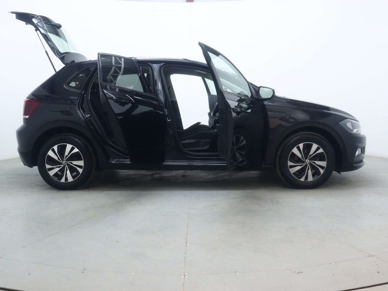 Used Volkswagen Polo 2021 for sale - 77590544: Photo 55