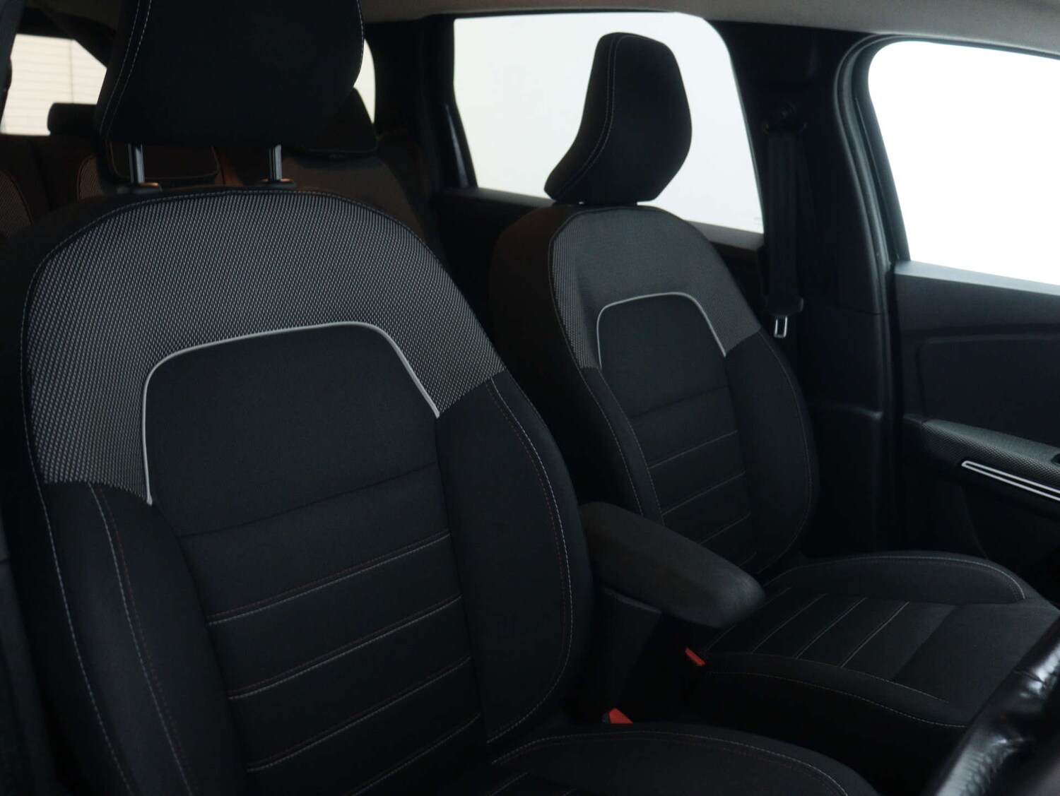 Used Dacia Jogger 2023 for sale - 76531564: Photo 35