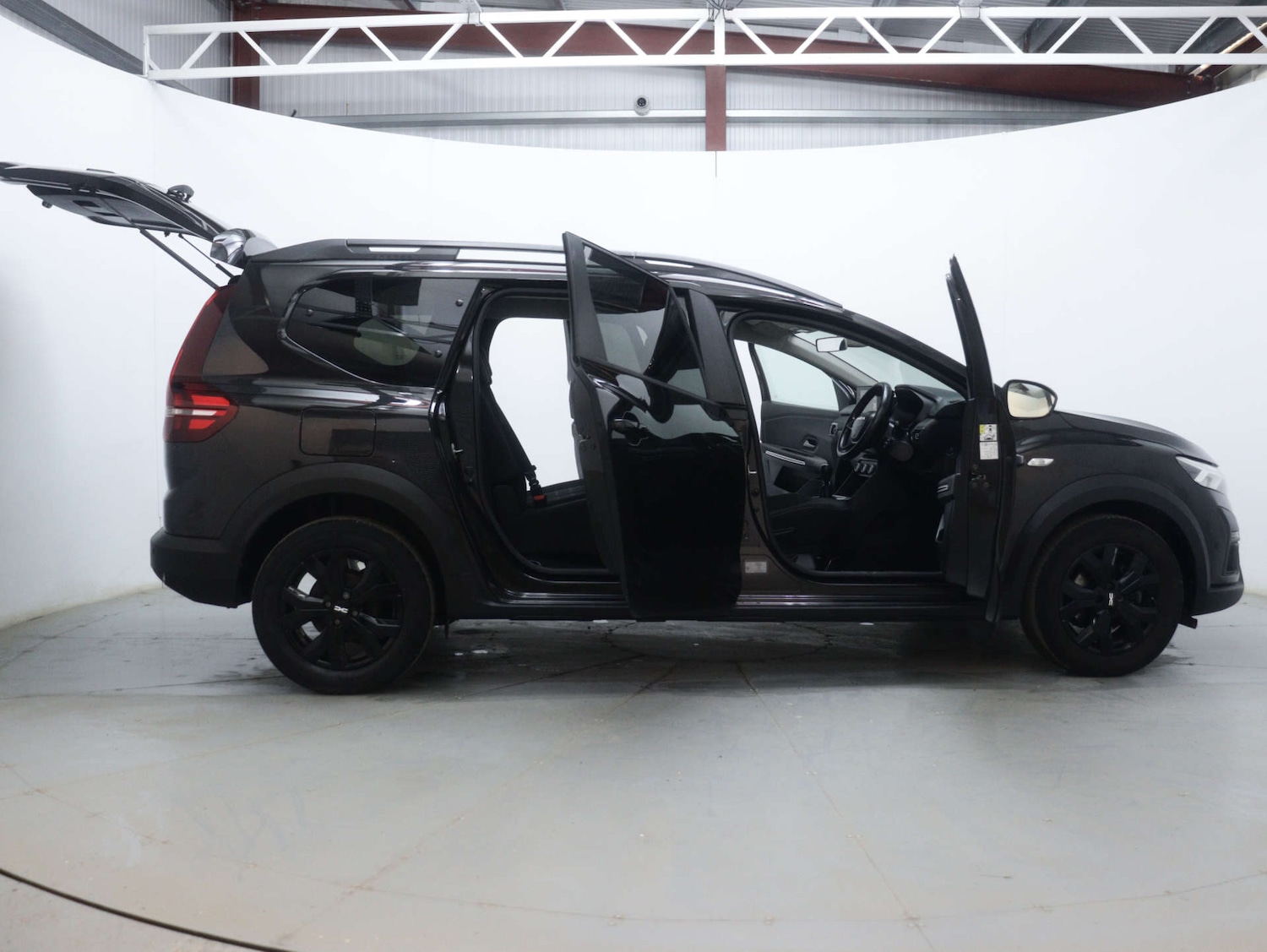 Used Dacia Jogger 2023 for sale - 76531564: Photo 51