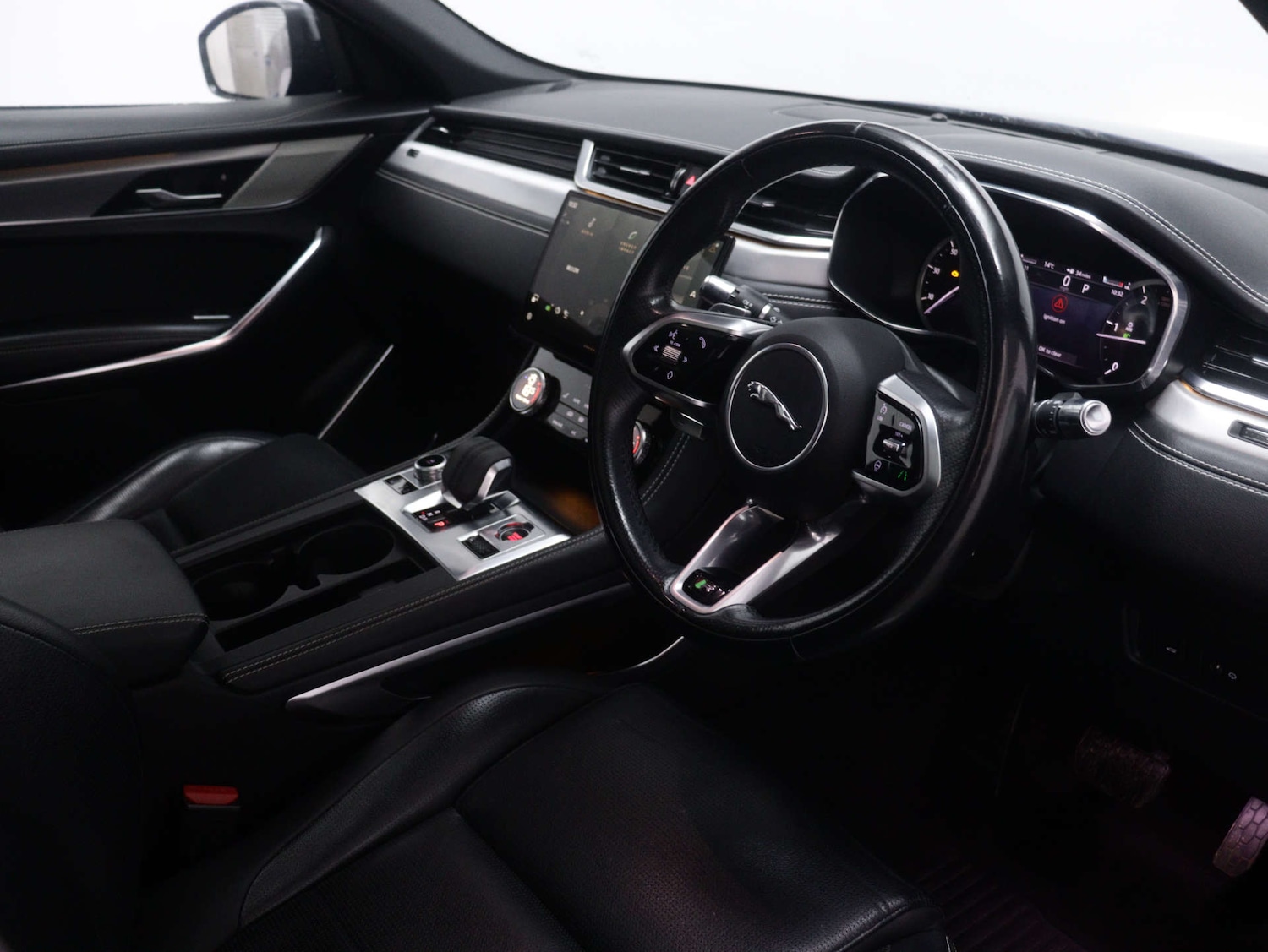 Used Jaguar F-Pace 2021 for sale - 76048849: Photo 40