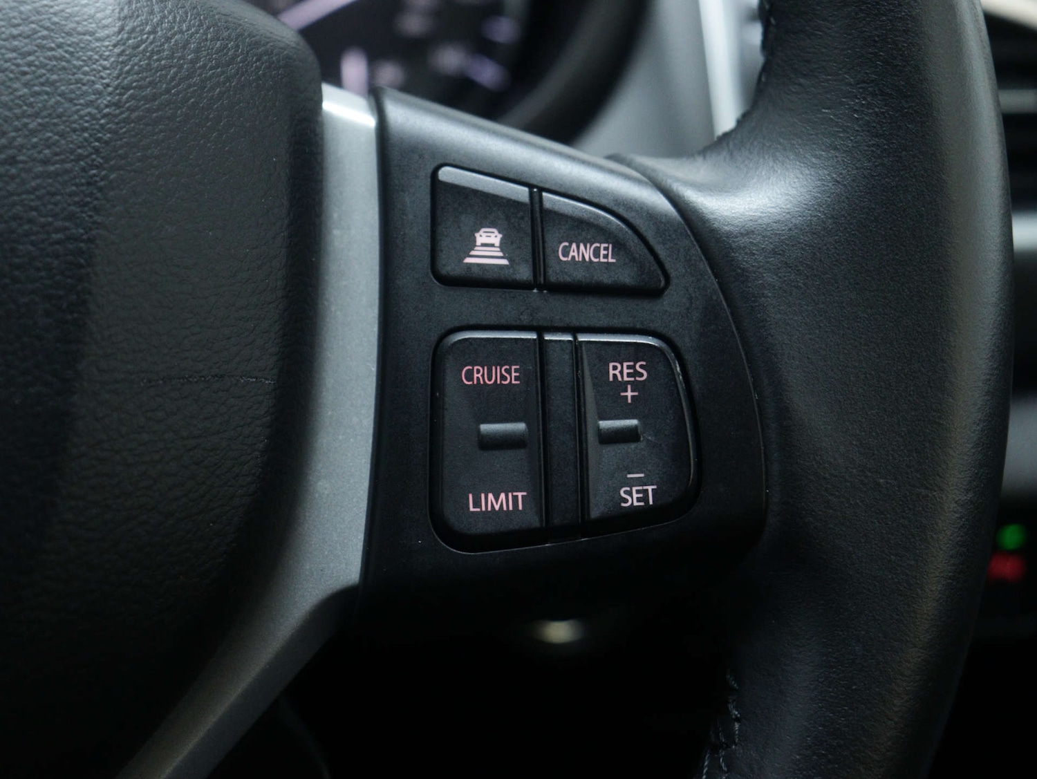 Used Suzuki SX4 S-Cross 2023 for sale - 76894423: Photo 32