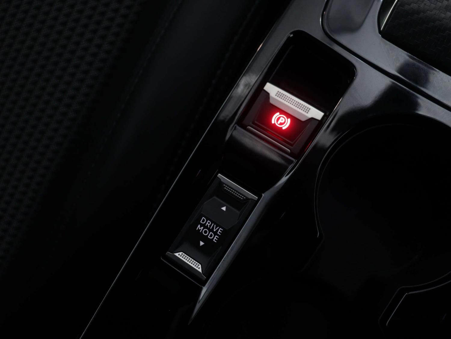 Used Peugeot 208 2023 for sale - 75920622: Photo 30