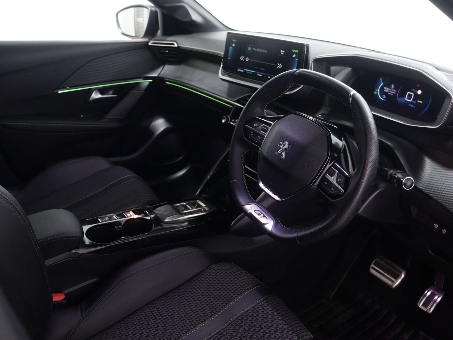 Used Peugeot 208 2023 for sale - 75920622: Photo 37