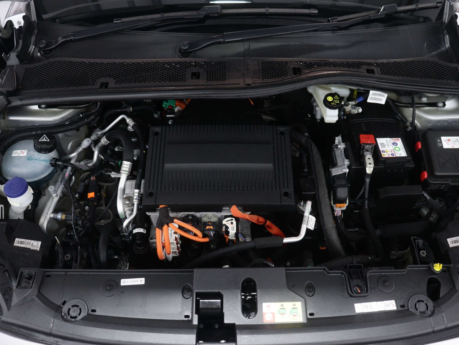 Used Peugeot 208 2023 for sale - 75920622: Photo 49