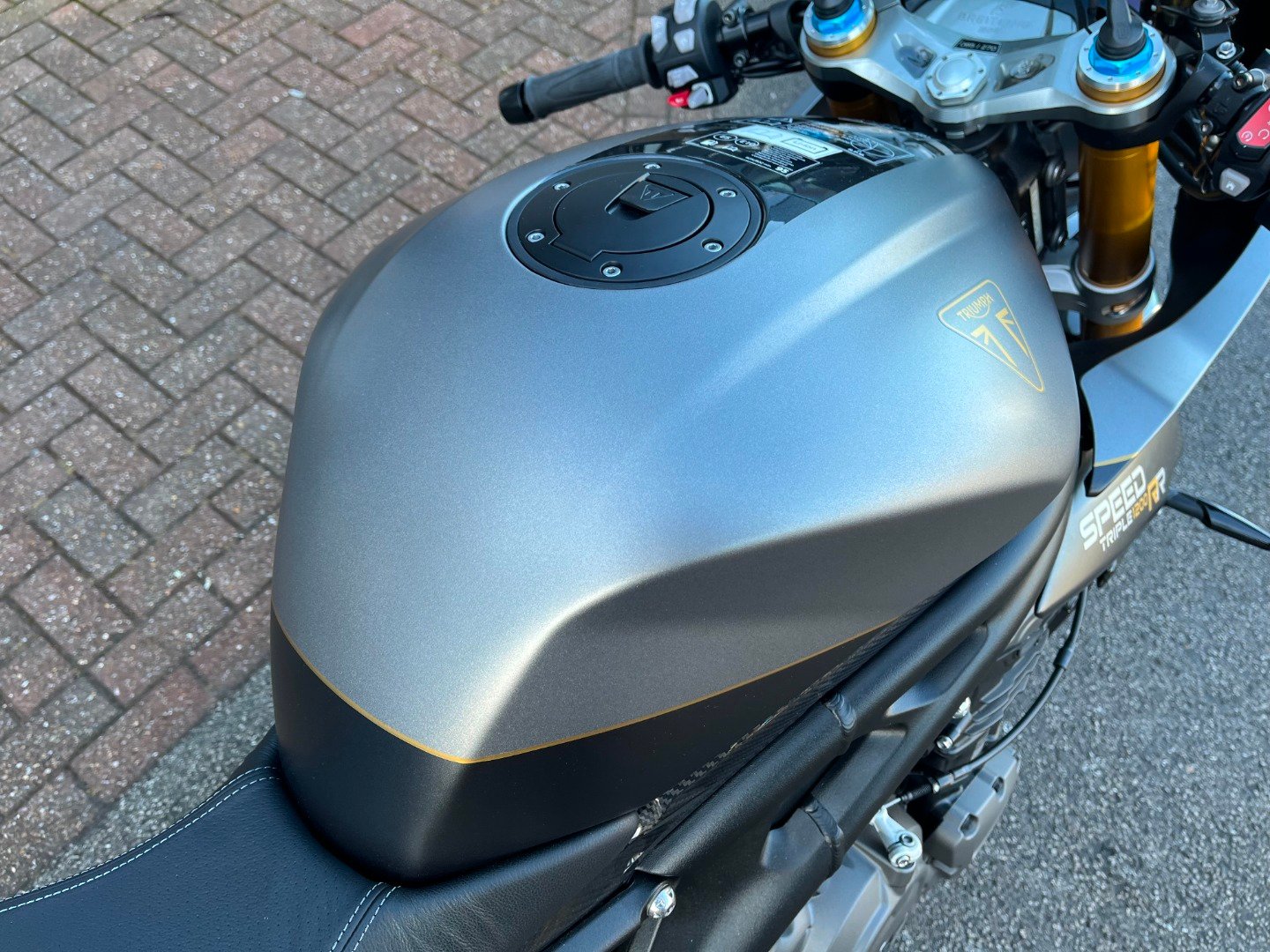 Triumph SPEED TRIPLE 1200 RR BREITLING EDITION