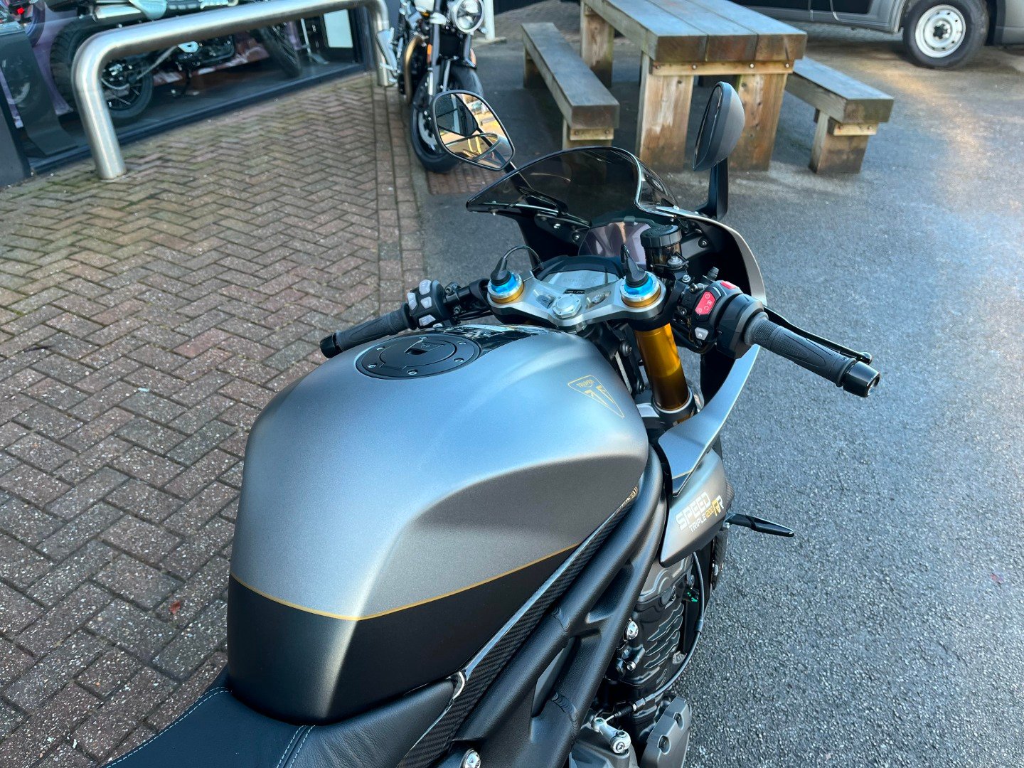 Triumph SPEED TRIPLE 1200 RR BREITLING EDITION