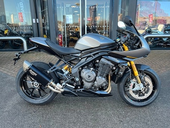 Used Triumph SPEED TRIPLE 1200 RR BREITLING EDITION undefined for sale - bike-73598555: Photo