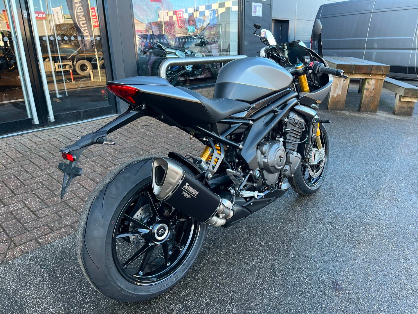 Triumph SPEED TRIPLE 1200 RR BREITLING EDITION