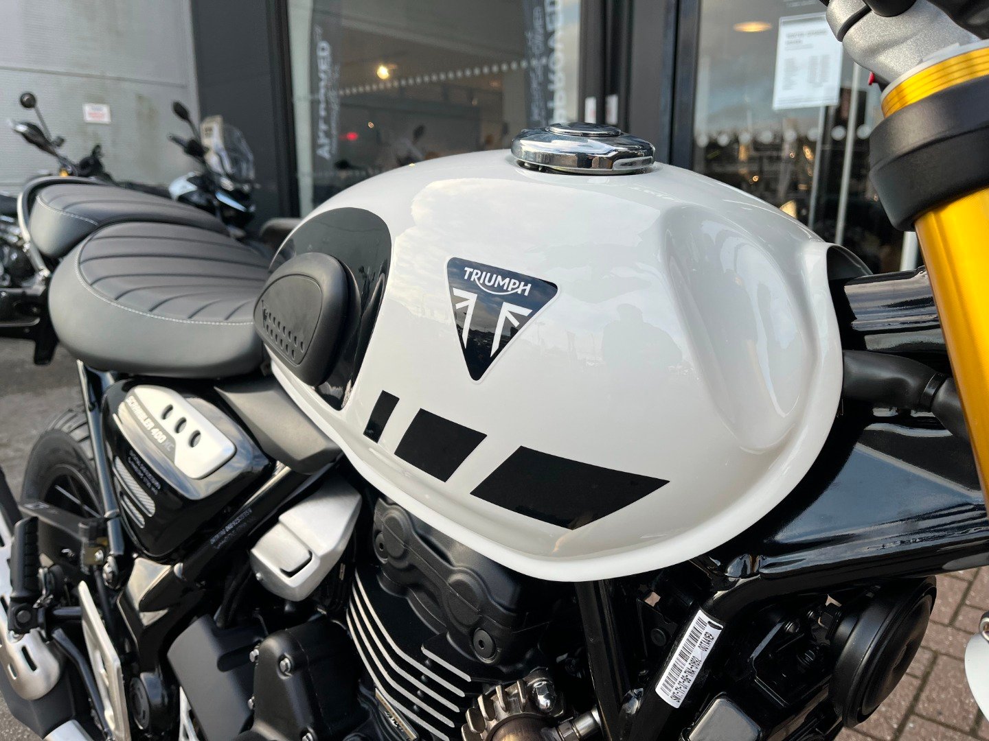 Triumph SCRAMBLER 400 XC