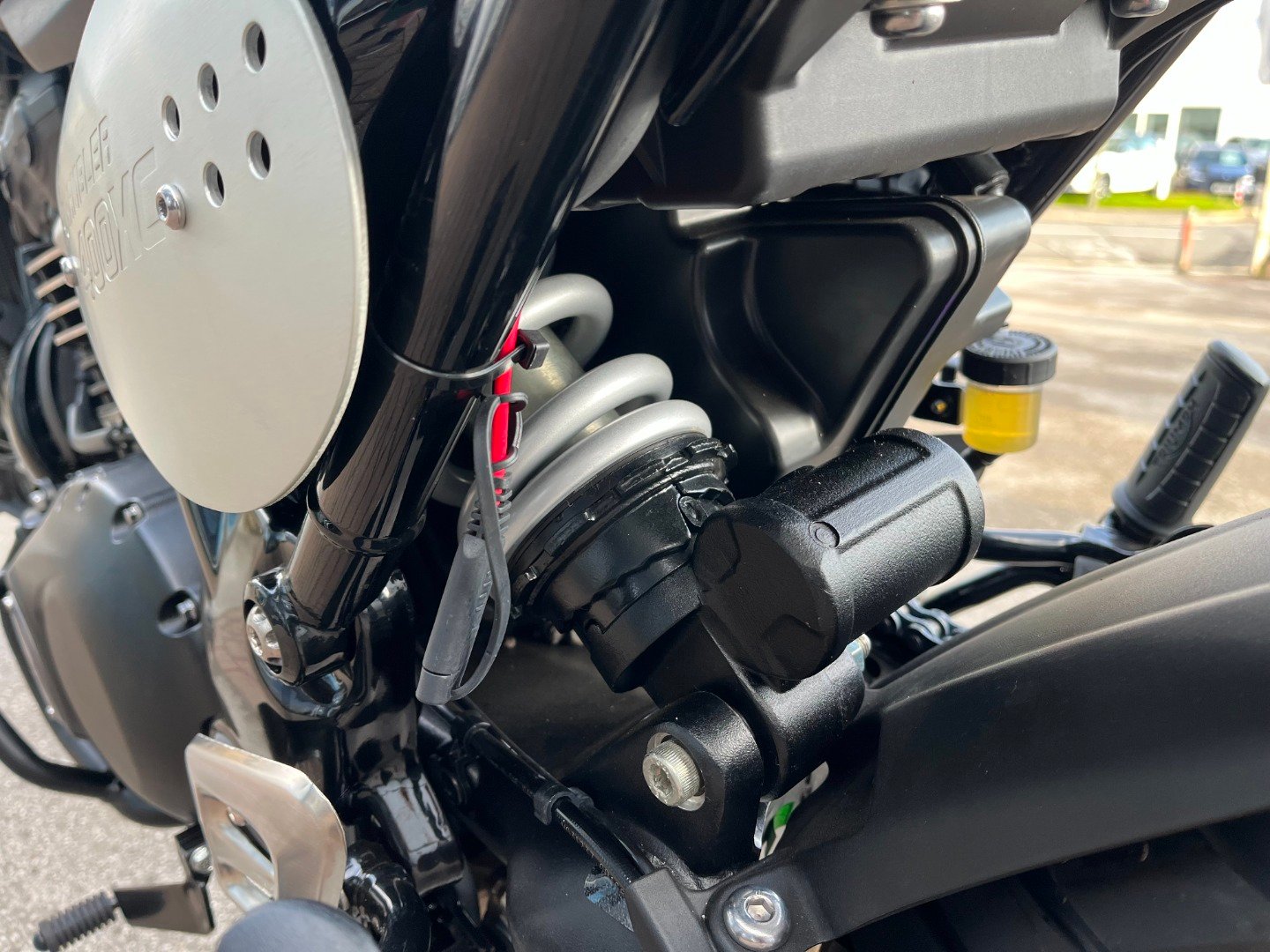 Triumph SCRAMBLER 400 XC