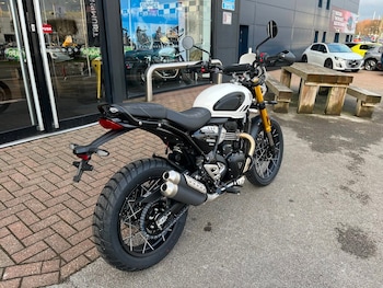 Used Triumph SCRAMBLER 400 XC undefined for sale - bike-77342851: Photo
