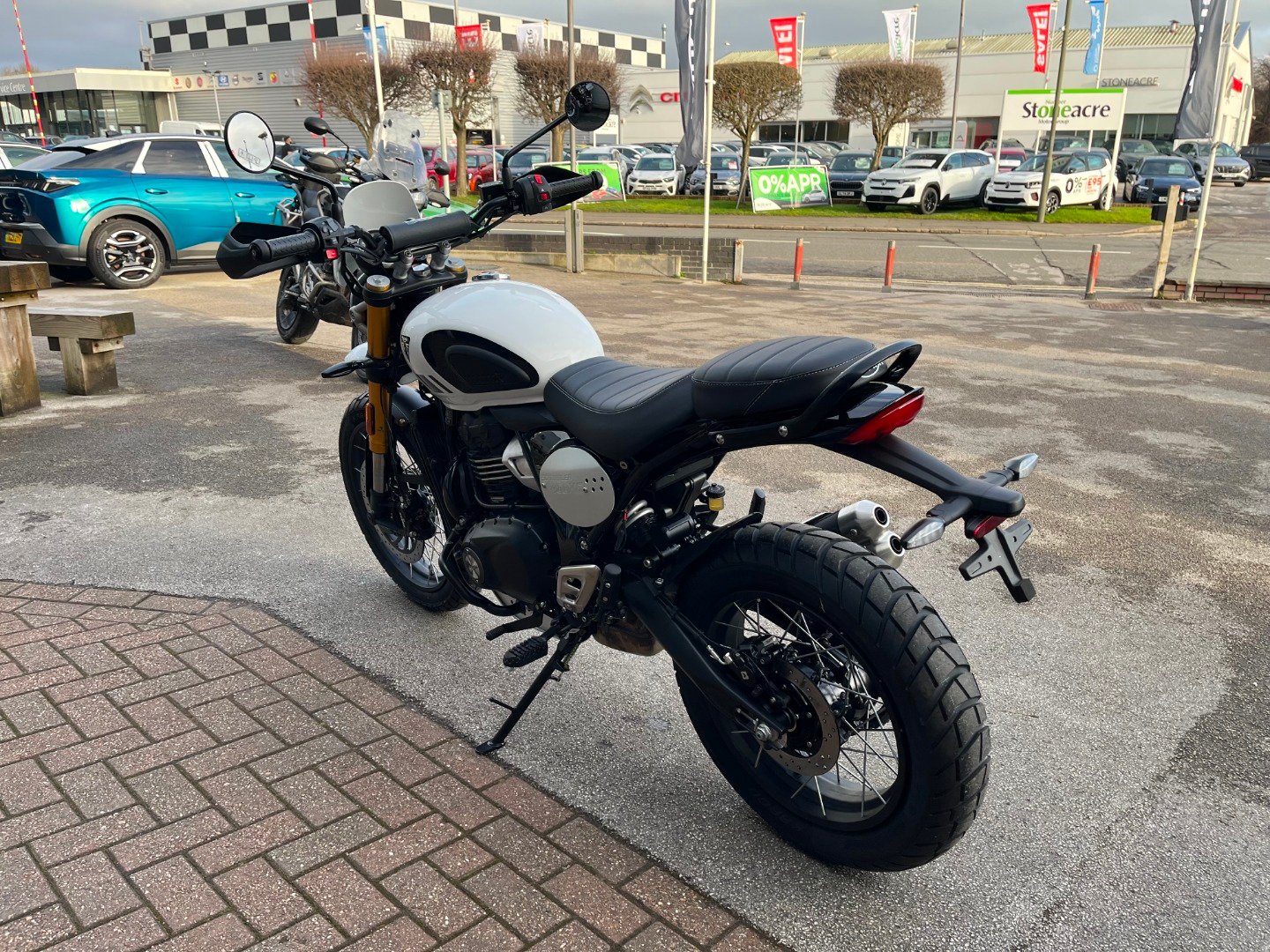 Triumph SCRAMBLER 400 XC