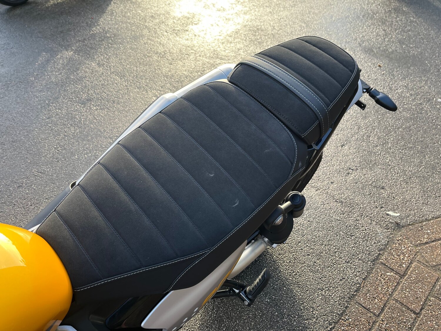 Triumph SCRAMBLER 900