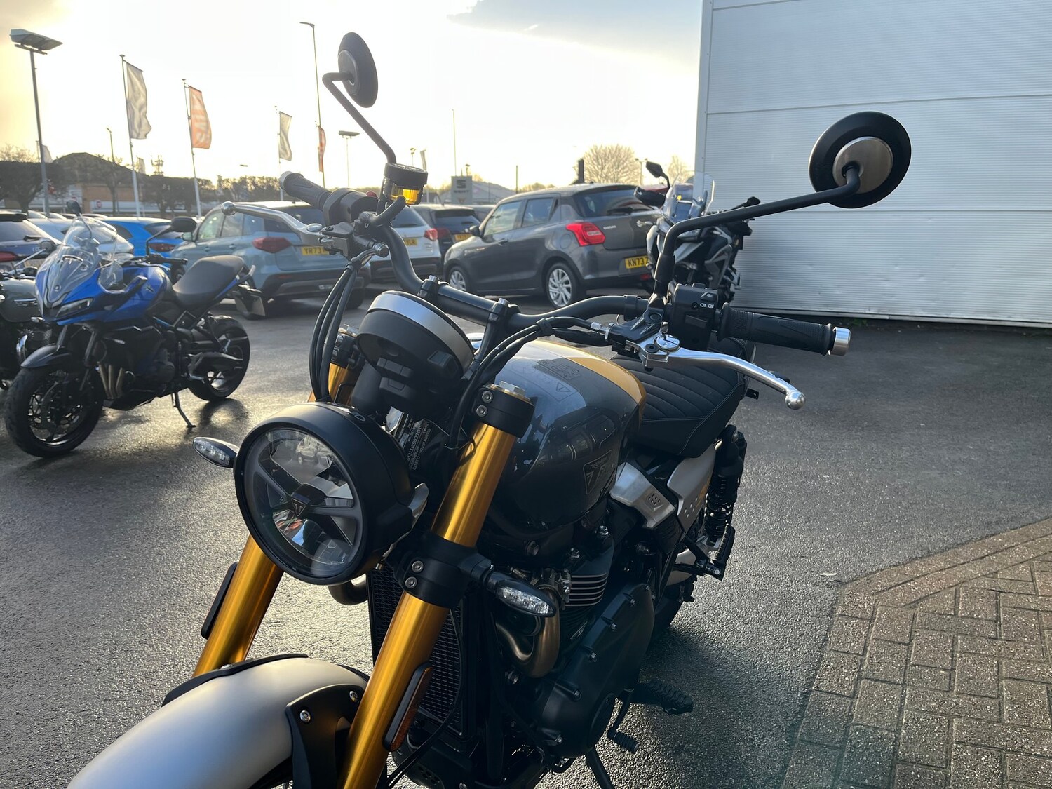 Triumph SCRAMBLER 900