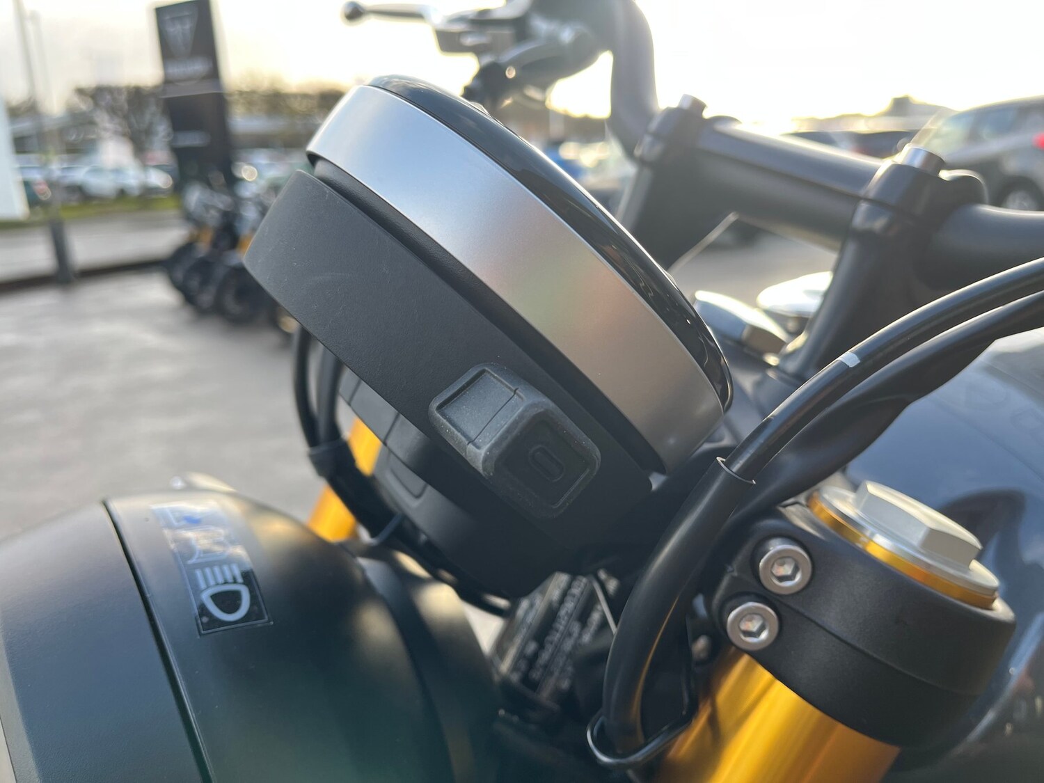 Triumph SCRAMBLER 900