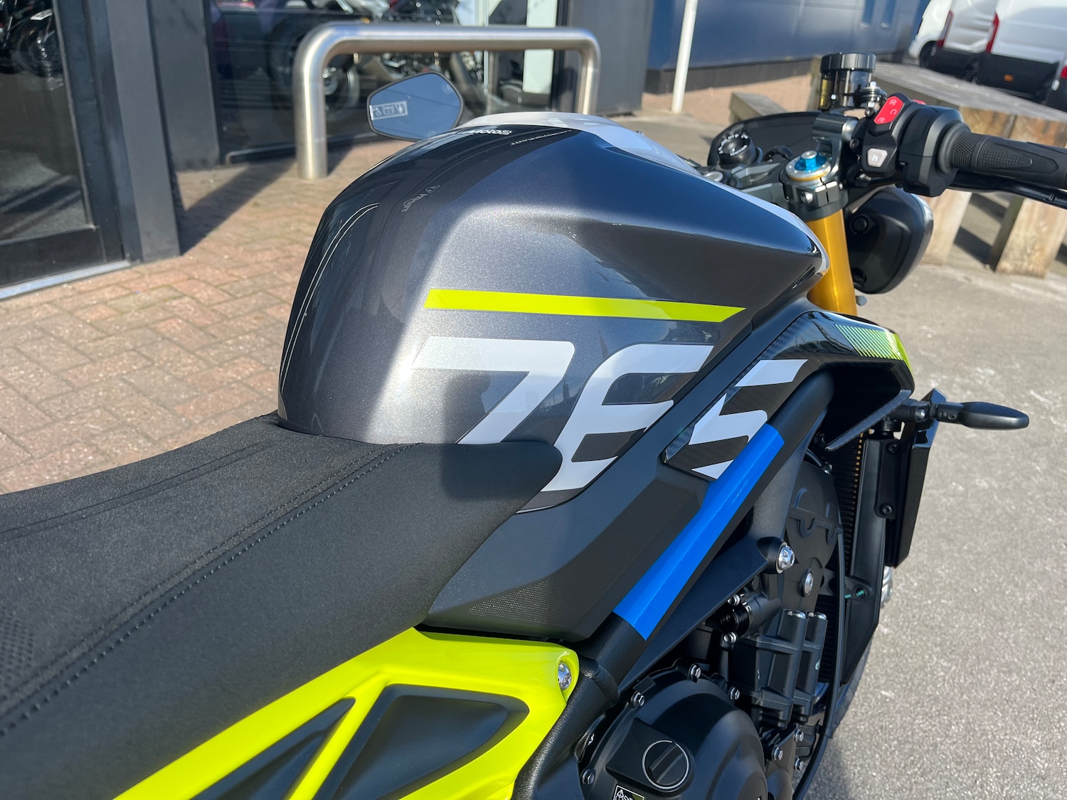 Used Triumph STREET TRIPLE 765 MOTO2™ EDITION for sale - 78317358: Photo 21