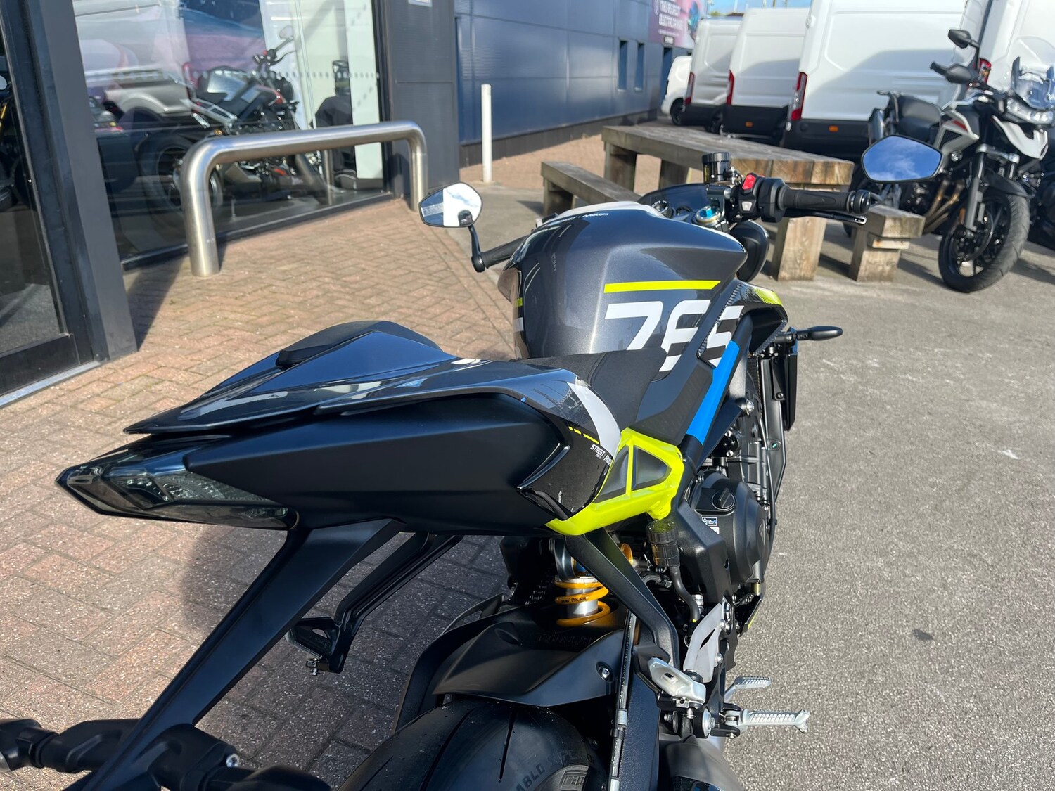 Used Triumph STREET TRIPLE 765 MOTO2™ EDITION for sale - 78317358: Photo 27