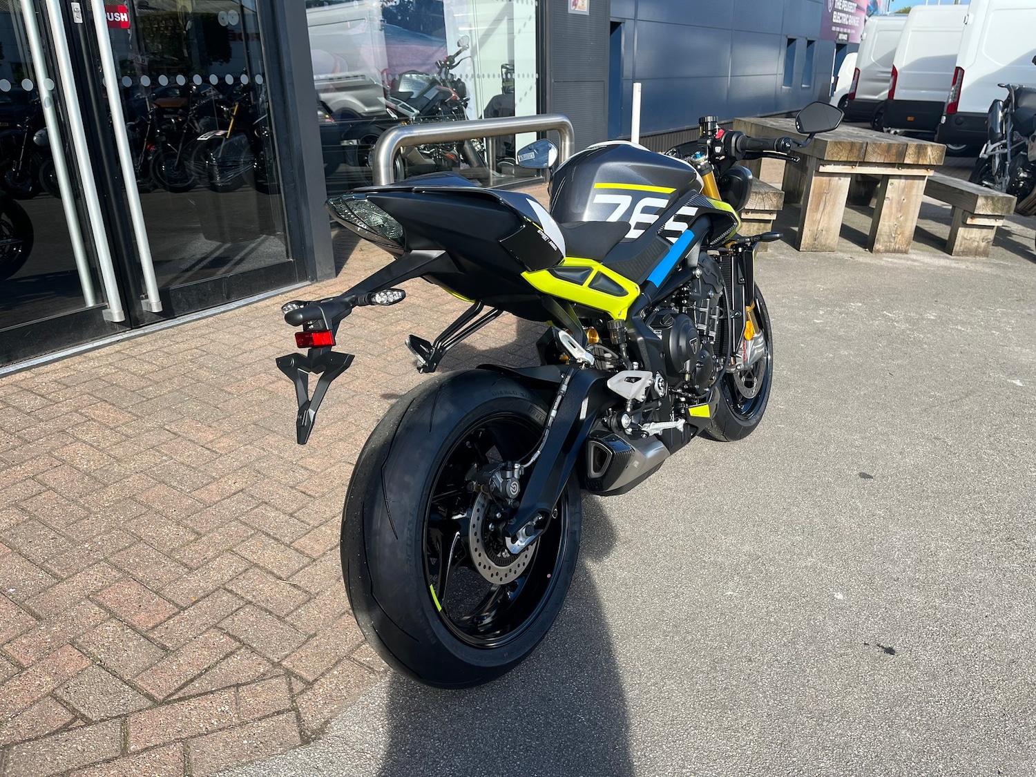 Used Triumph STREET TRIPLE 765 MOTO2™ EDITION for sale - 78317358: Photo 4