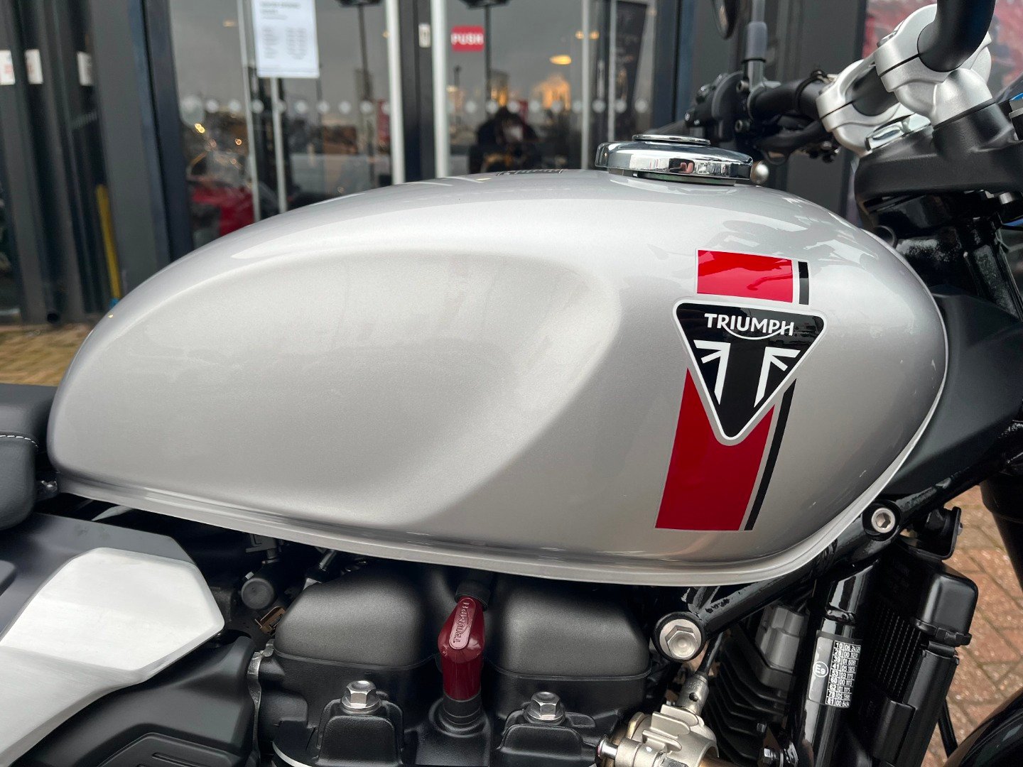 Triumph SPEED TWIN 900