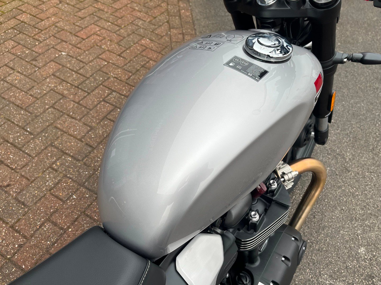 Triumph SPEED TWIN 900